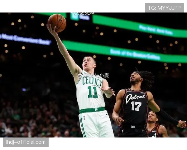 凯尔特人替补控卫普理查德30分8助攻 高效组织彻底打乱湖人防守轮转